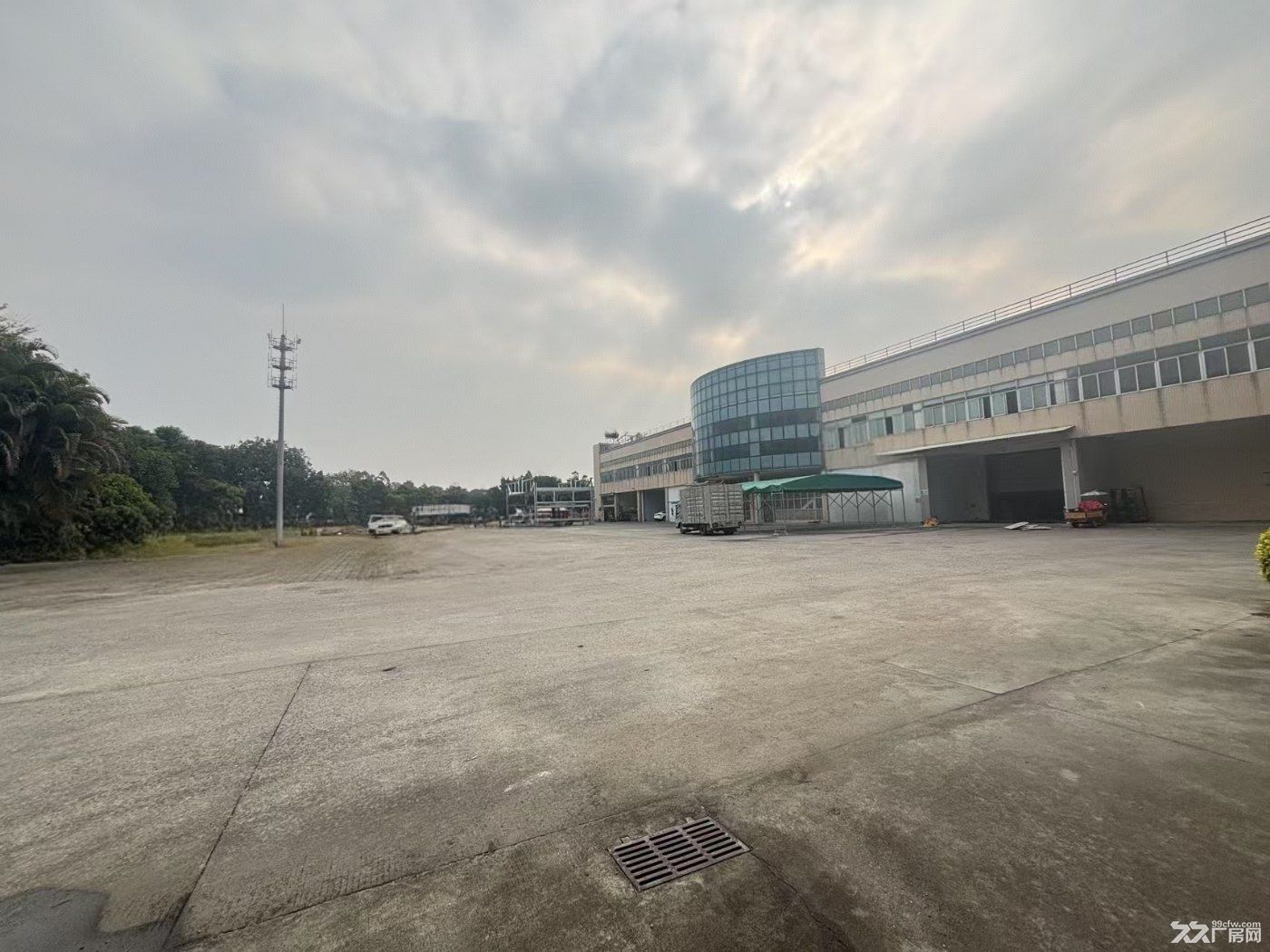 黄埔区永和工业厂房二楼18元一平方