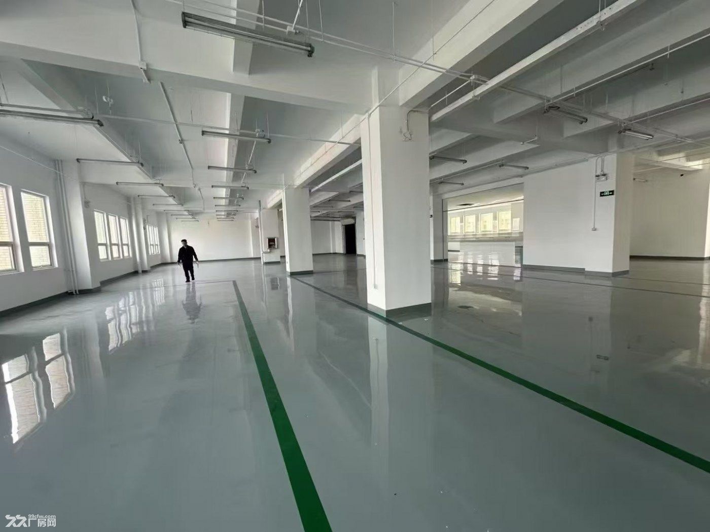 联东亦庄经开区 300起精装大平层 可生产环评 配备4部3吨货梯 不限业态 - 2