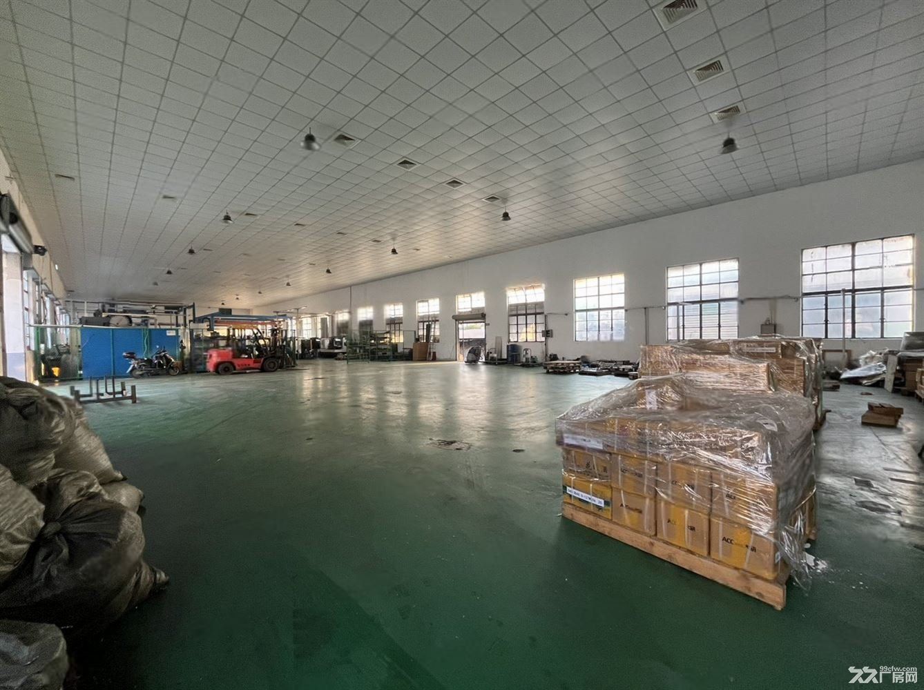 新出原业主直租丨独栋1320平方丨精装修办公丨空地超大 - 2
