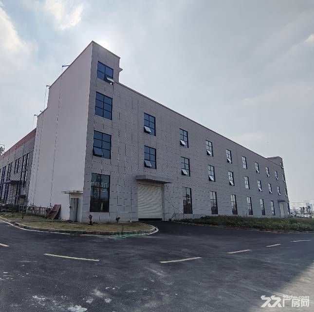 火车头式多层砖结构与钢结构临许广厂房出租