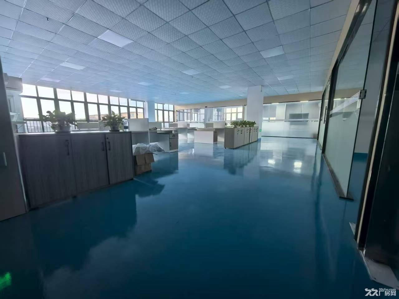 博罗县龙溪街道精装修办公室地坪漆楼上厂房拎包入住2000平 - 2