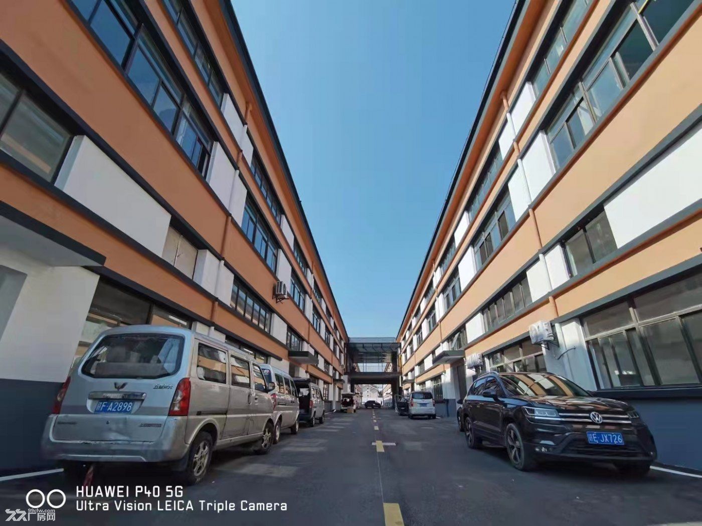 松江城区一楼4000平厂房超长展示面，汽车展厅，工厂特卖店， - 7