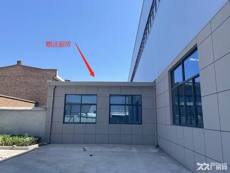 武功单层钢结构厂房出租，生产生活办公于一体的花园式厂房