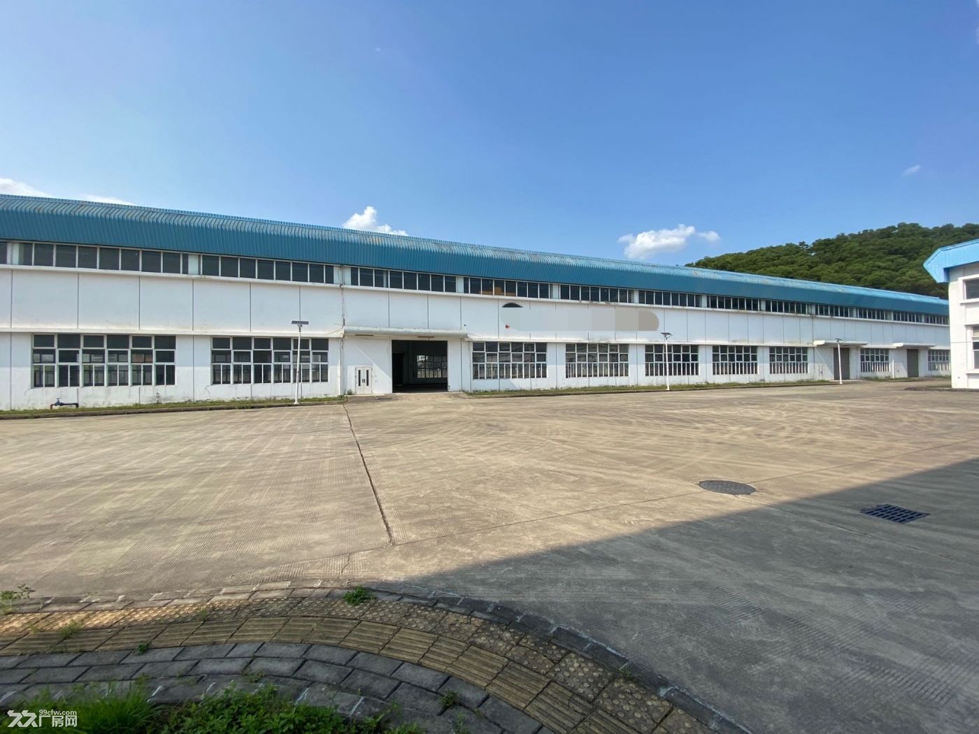 出租黄埔区单一层高12米带行车牛角厂房出租免中介费 - 2