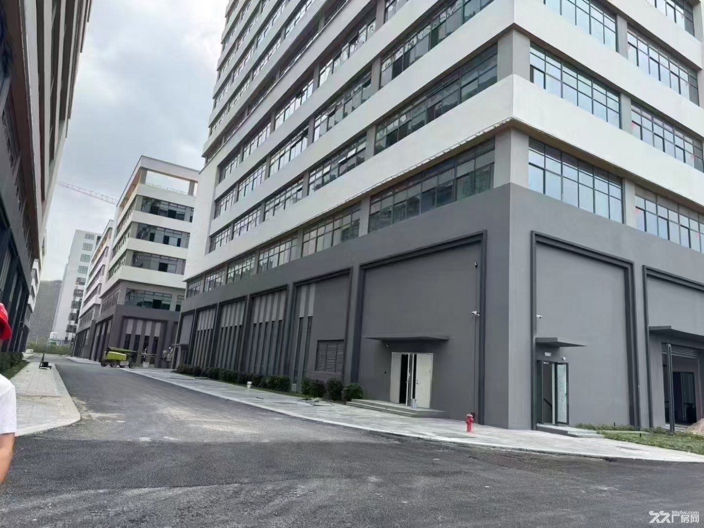 广州白云全新M1用地标准厂房出租