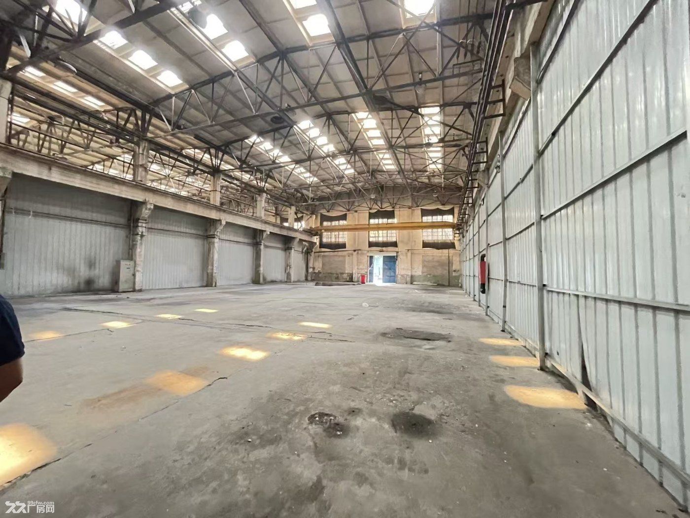 独院12500厂房高度13米带天车配有办公住宿空地库房 - 7