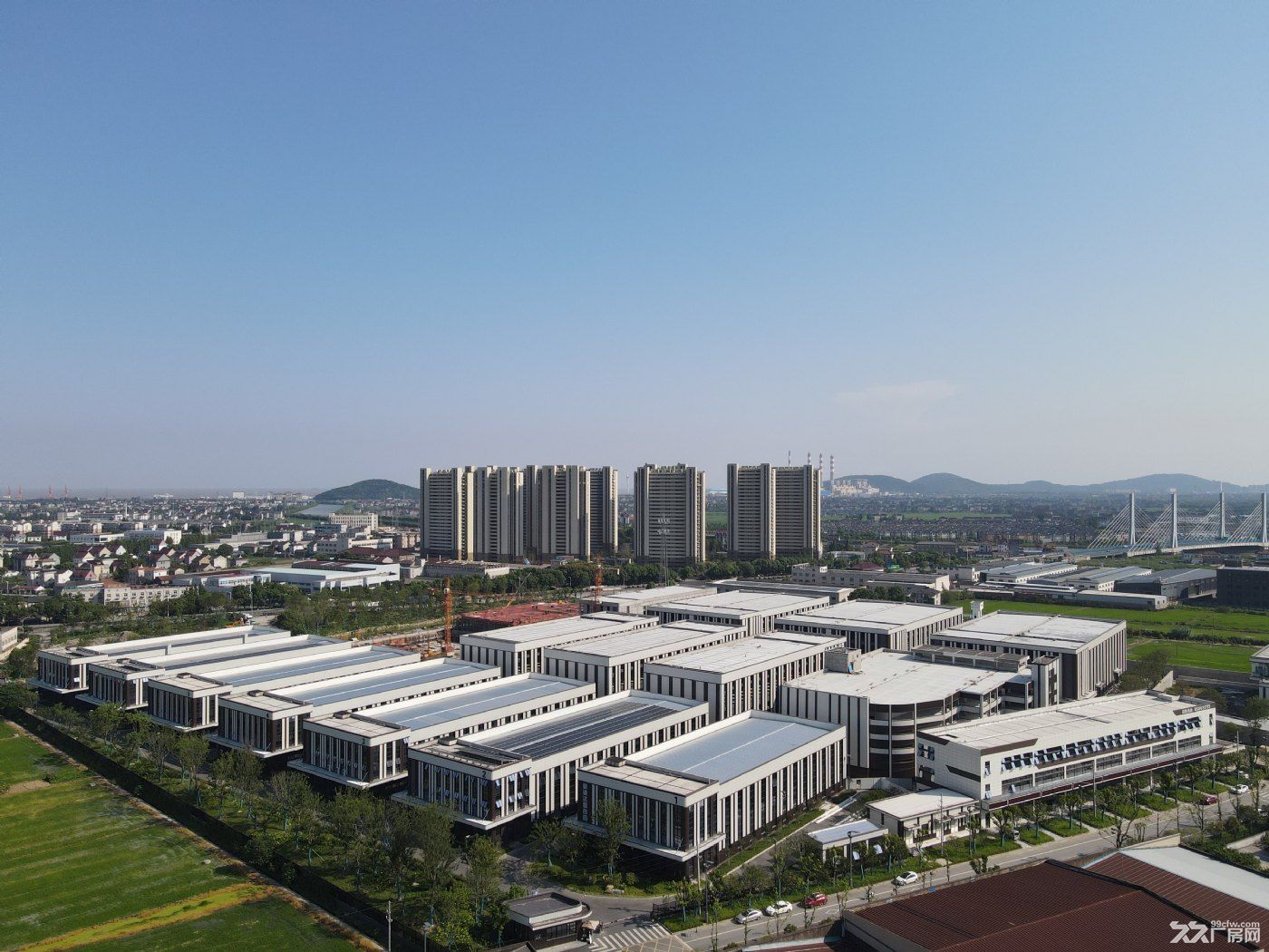 上海周边工业园区厂房出售层高8.5米 - 2