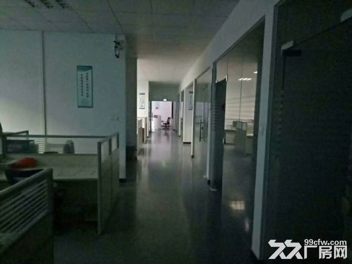 凤岗周边原房东出租一楼厂房2500平方,带多部行车 - 4