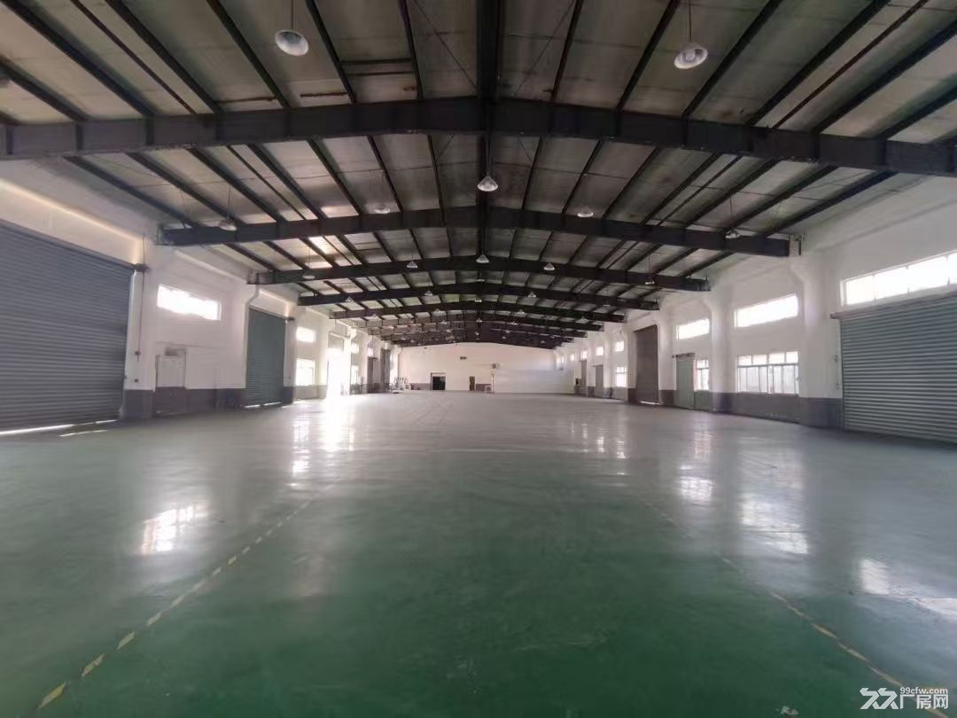 松江新桥近闵行独院2980平火车头厂房出租