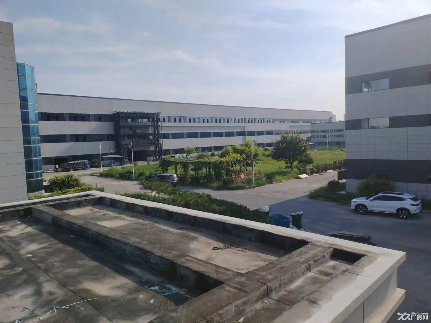 空港2楼有货梯,可分租,丙类有环评,有客梯,可生产仓储机加工 - 2
