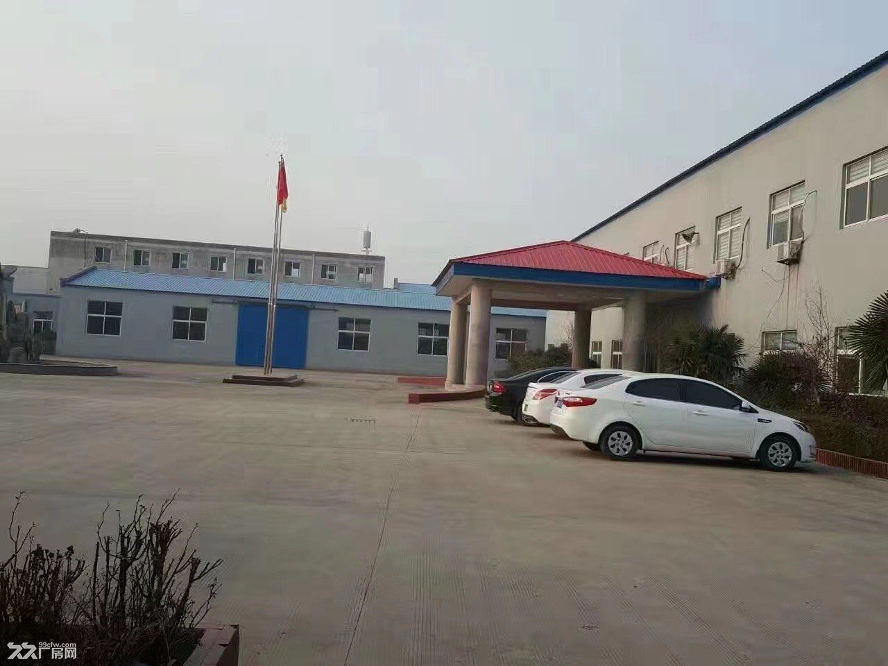 厂房出租1500平方米.配置办公室.有大小停车位.水电齐全。交通便利。环境优越 - 8