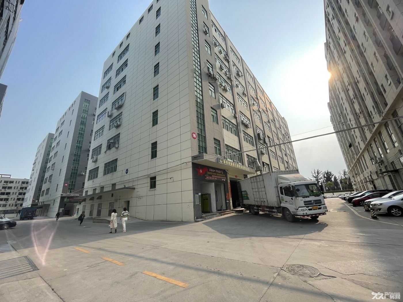 福永广深公路旁710平厂房出租可分租