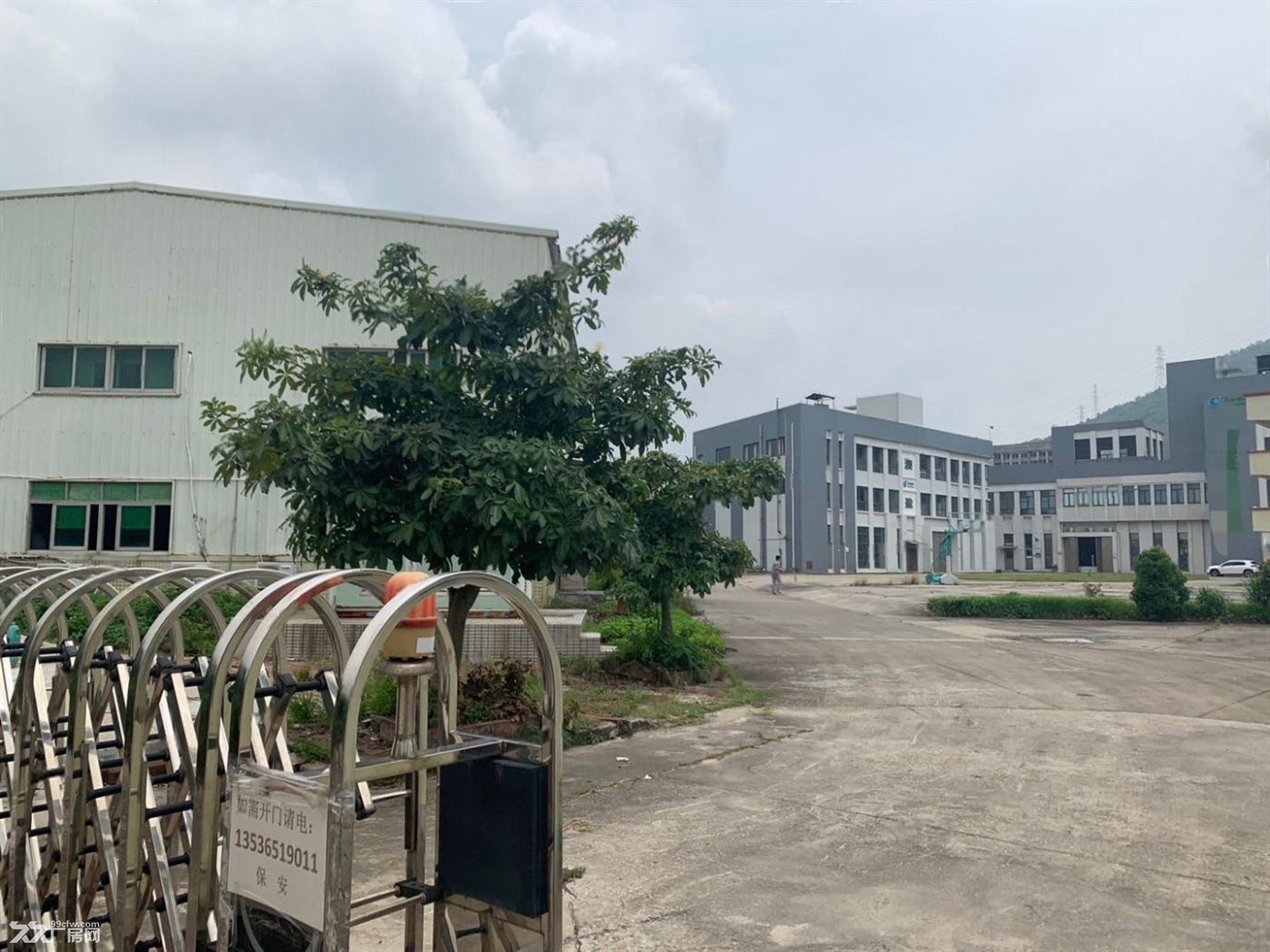 珠海市金湾区南水精细化工区独院化工厂房出售占地13000平方米，建有一栋厂房一栋仓库 - 2