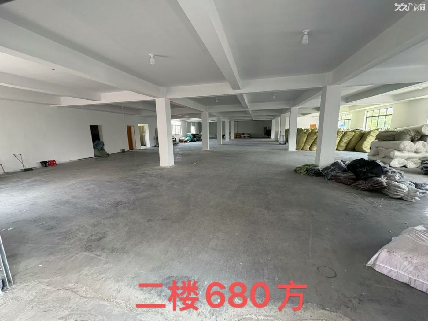 开发区独门独院,一楼680平 - 2