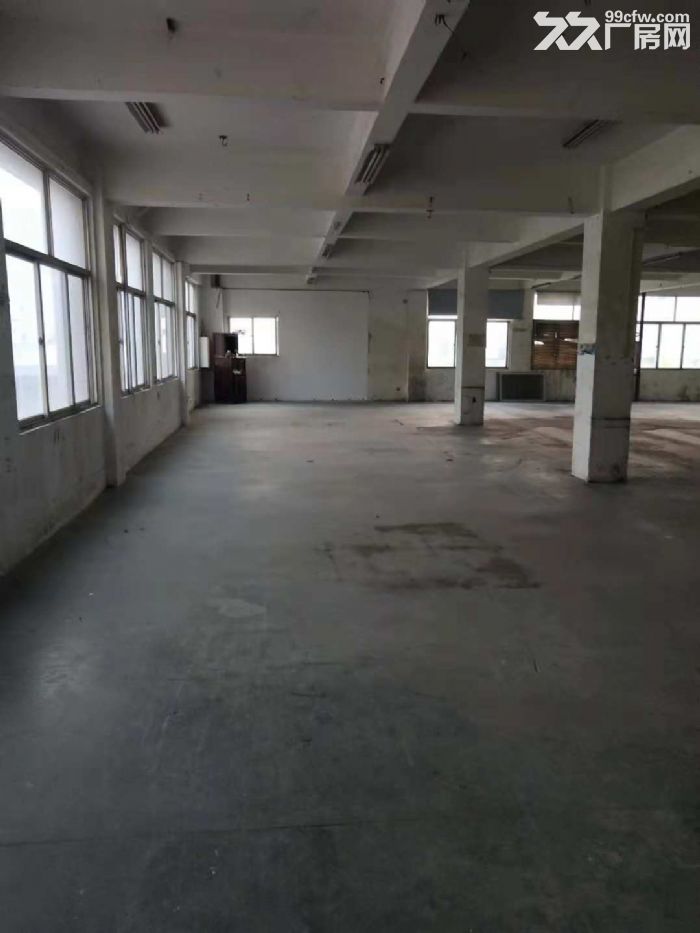 杏林三社路附近3楼厂房1420出租 - 2
