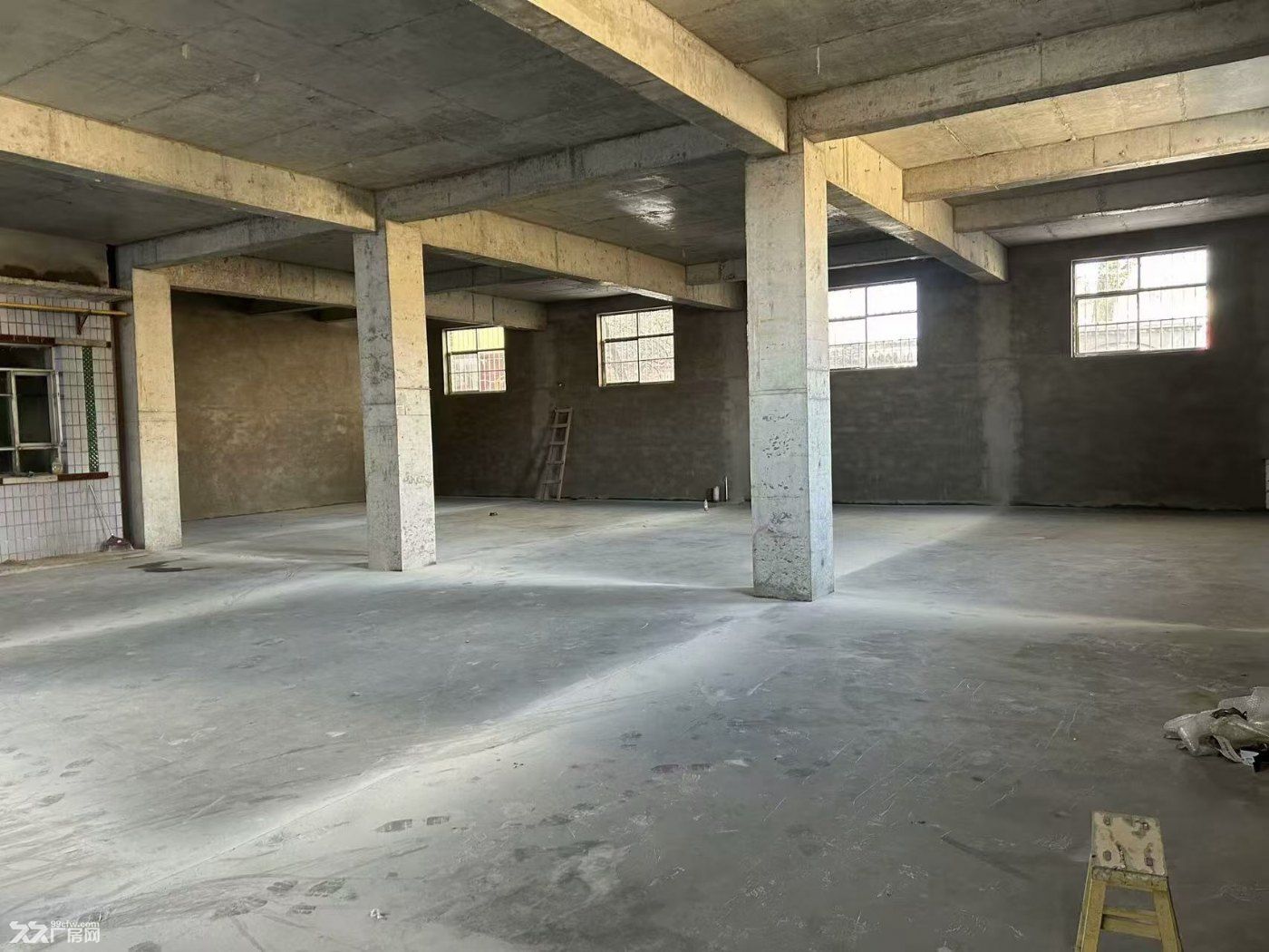 农村自建房首层大平米厂房或库房,空间宽敞,价格美丽,交通便利 - 2