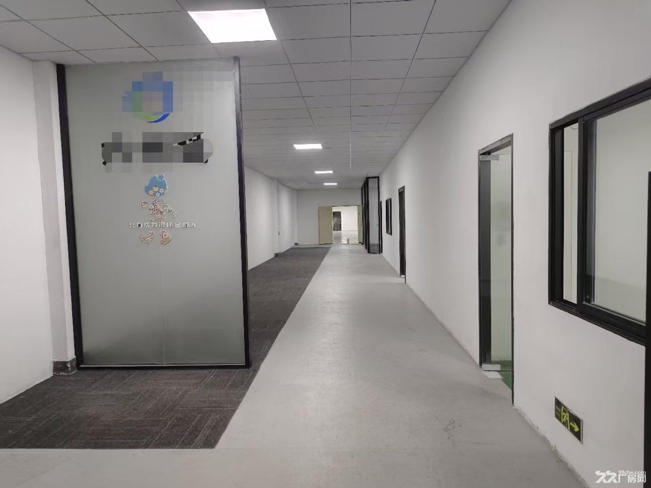 龙华清湖楼上半层750平方厂房出租