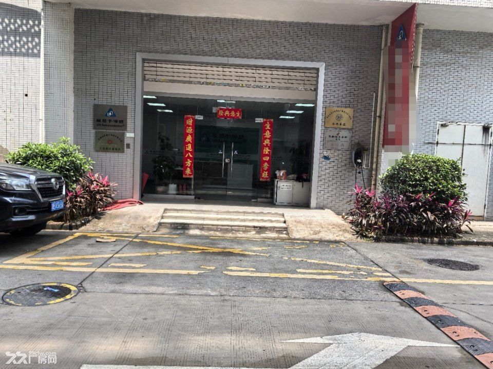 龙华清湖地铁口工业园 面积615平厂房出租 - 6