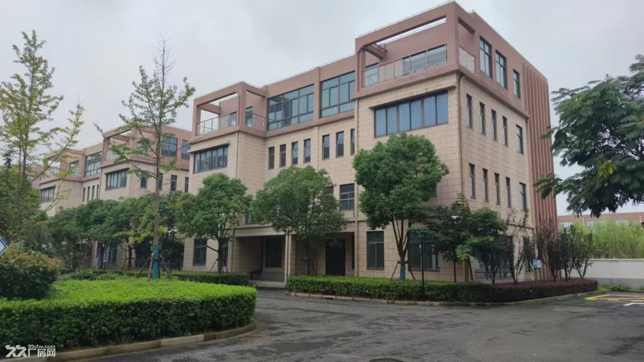 宝山罗店总部研发办公楼出售，631平方米，1220平 - 4