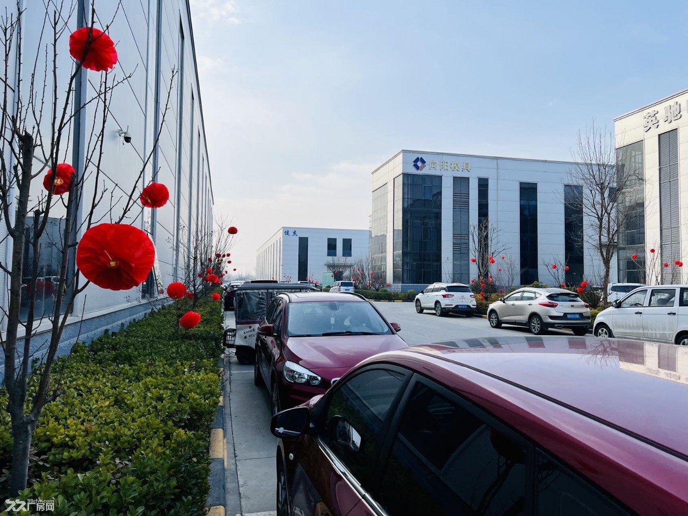 中嘉郑北智谷产业园内精品厂房出租 - 6