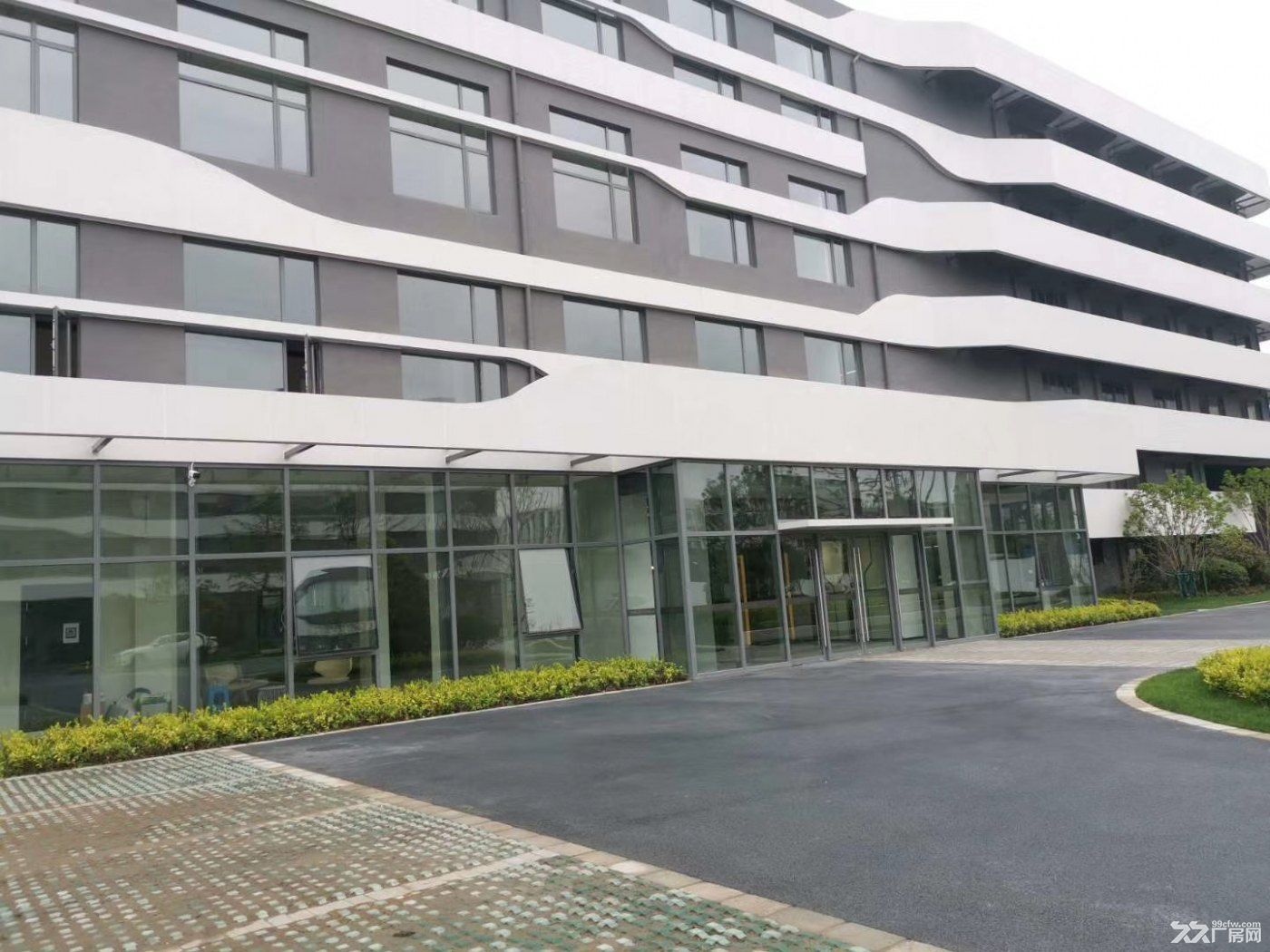 张江核心区 装修实验室200至900平按需分割出租 - 2