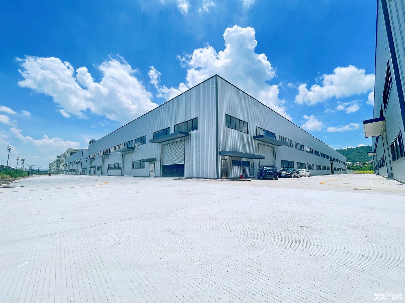 高明荷城3万方全新单一层，独院厂房高12米带牛腿配电大 - 5