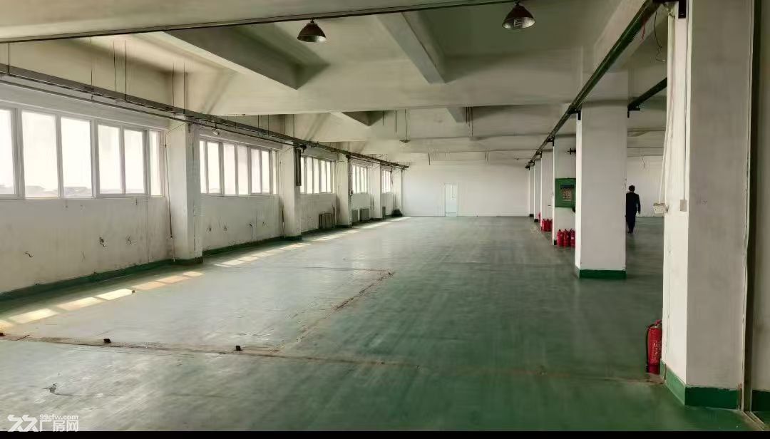 大连开发区松岚街一楼生产加工厂房汽车修理办公室宿舍出租 - 2