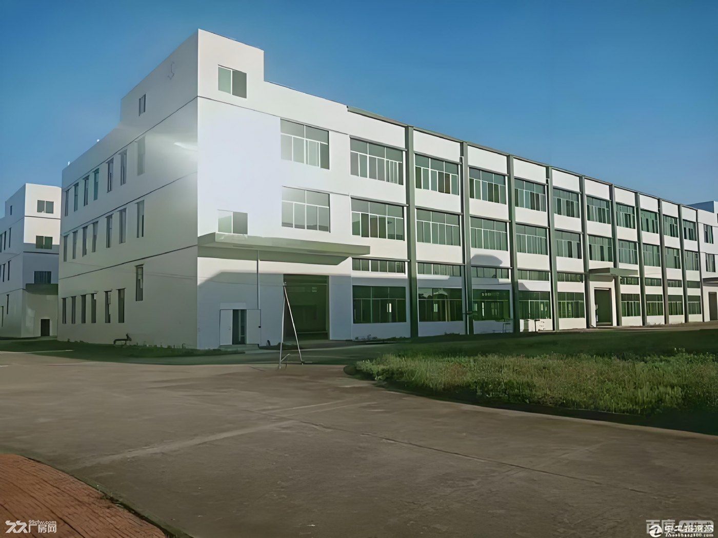 东莞市凤岗镇金凤凰5000平方厂房仓库出租 注（一楼高度8米二楼6米带牛角） - 3