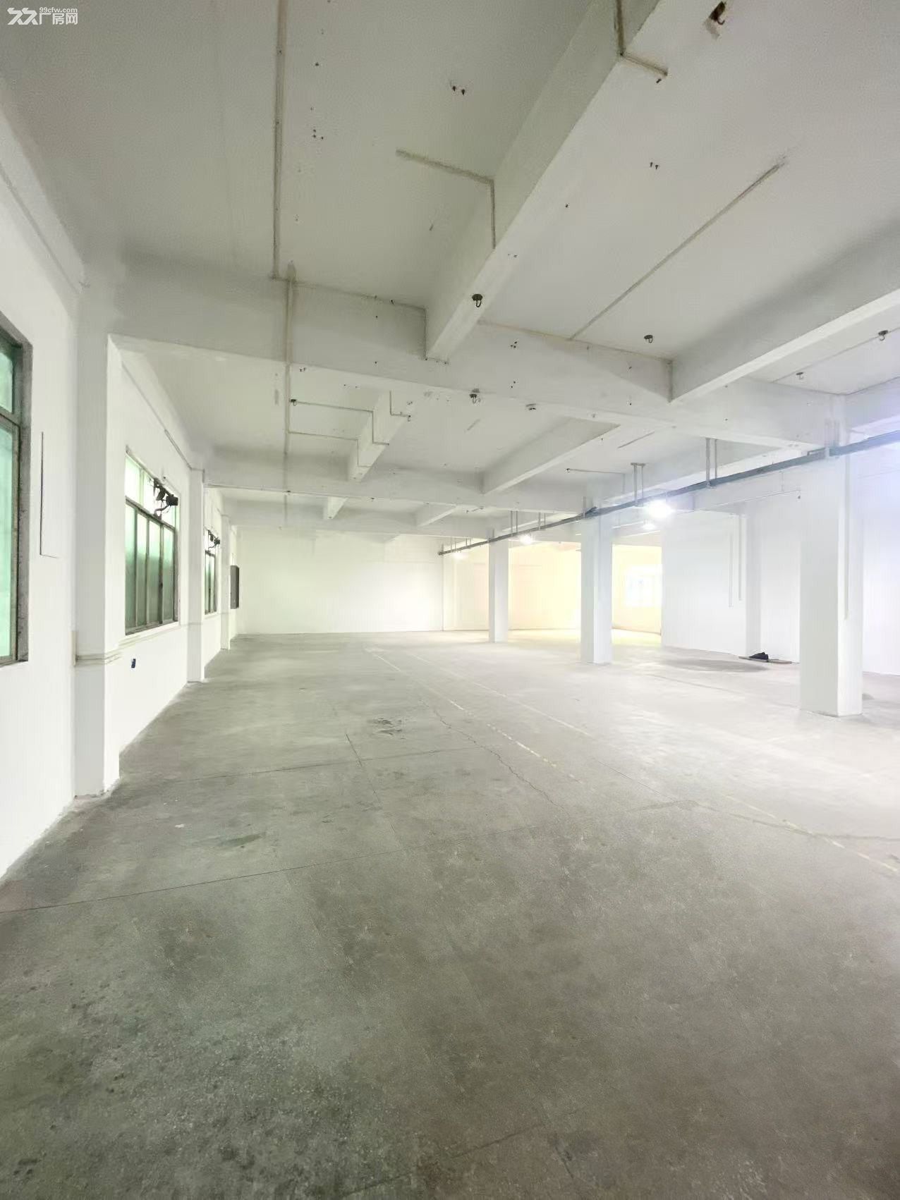 一楼厂房出租420平方月租金1万龙归南岭工业区广州 - 2