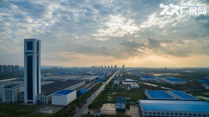 东莞市凤岗镇1500平方米钢架厂房出租