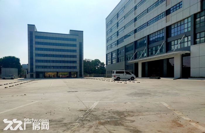 宝安区光明松白路边上独院厂房招租 20000平 原房东 带红本 - 2