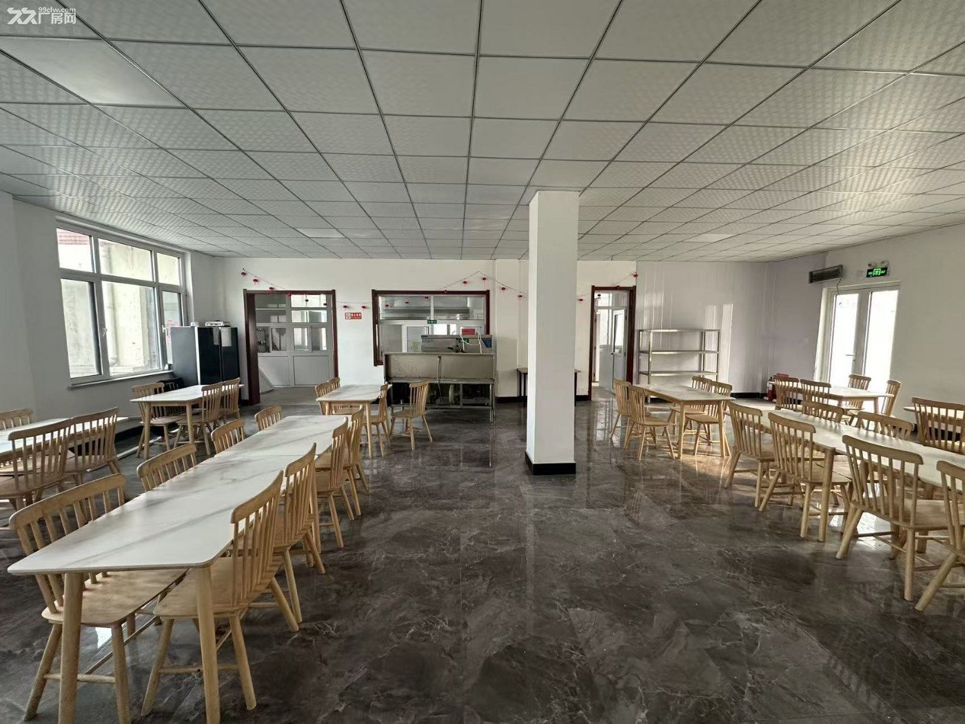 青岛市城阳区高新区周边   商业精装楼1300平 多业态 - 3