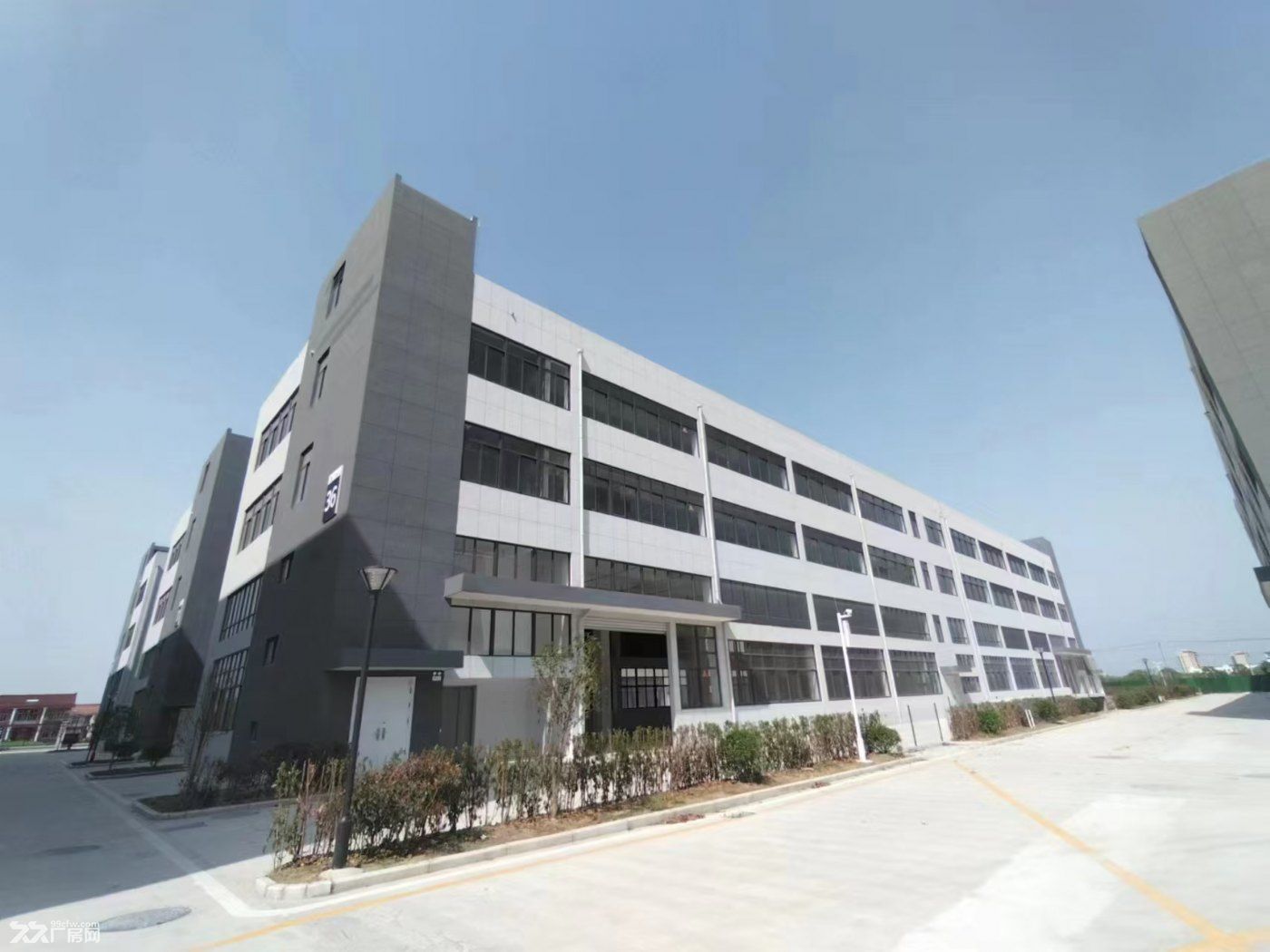 本人有一套独门独院厂房 国有土地 首付2成起 - 5