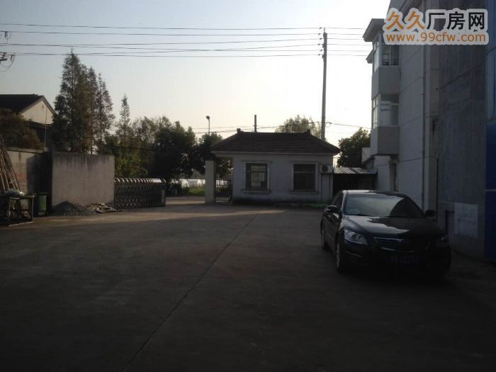 鸿声2500平标准厂房带10T32T行车