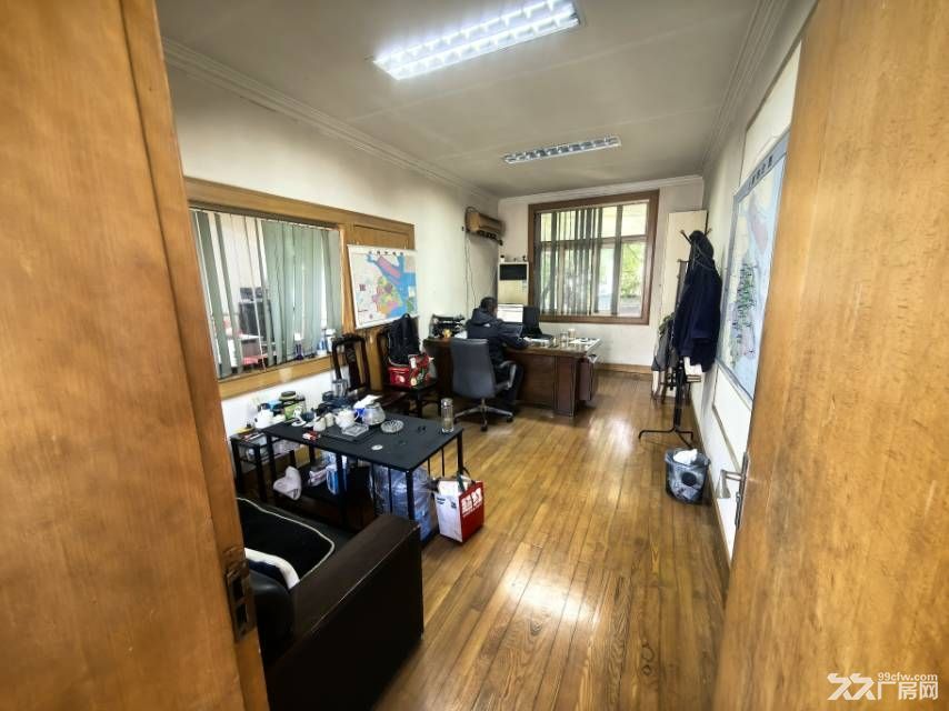 梅陇近徐汇，3500平独门独院园区厂房出租 - 8