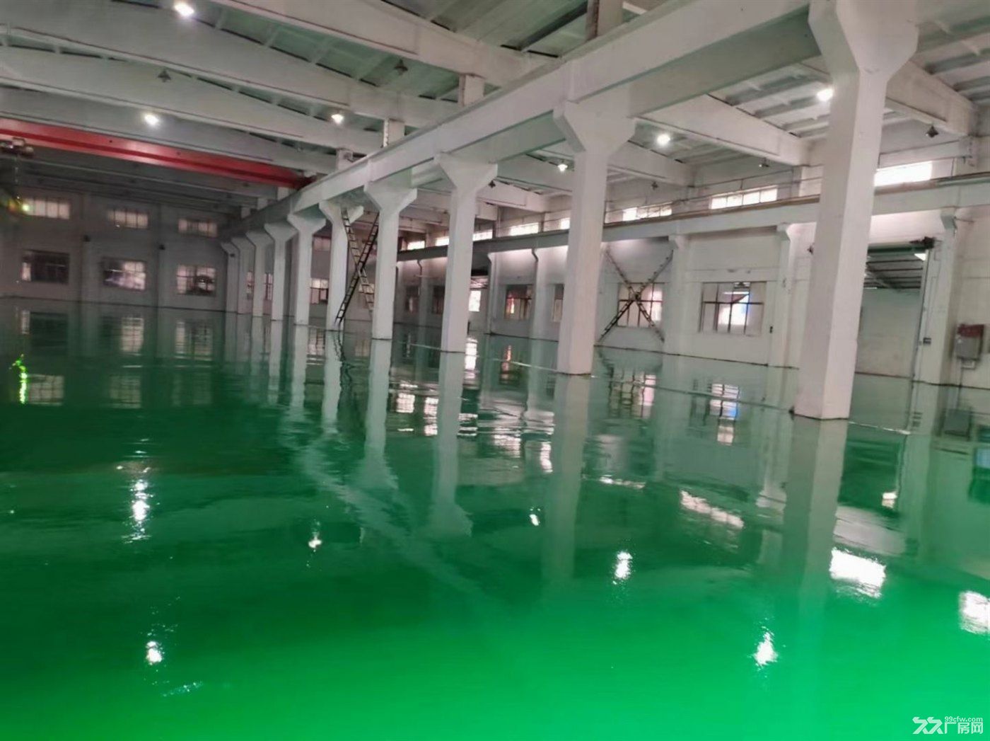 安亭原房东独院2116平米厂房仓库出租,层高8米带航车,可分 - 6