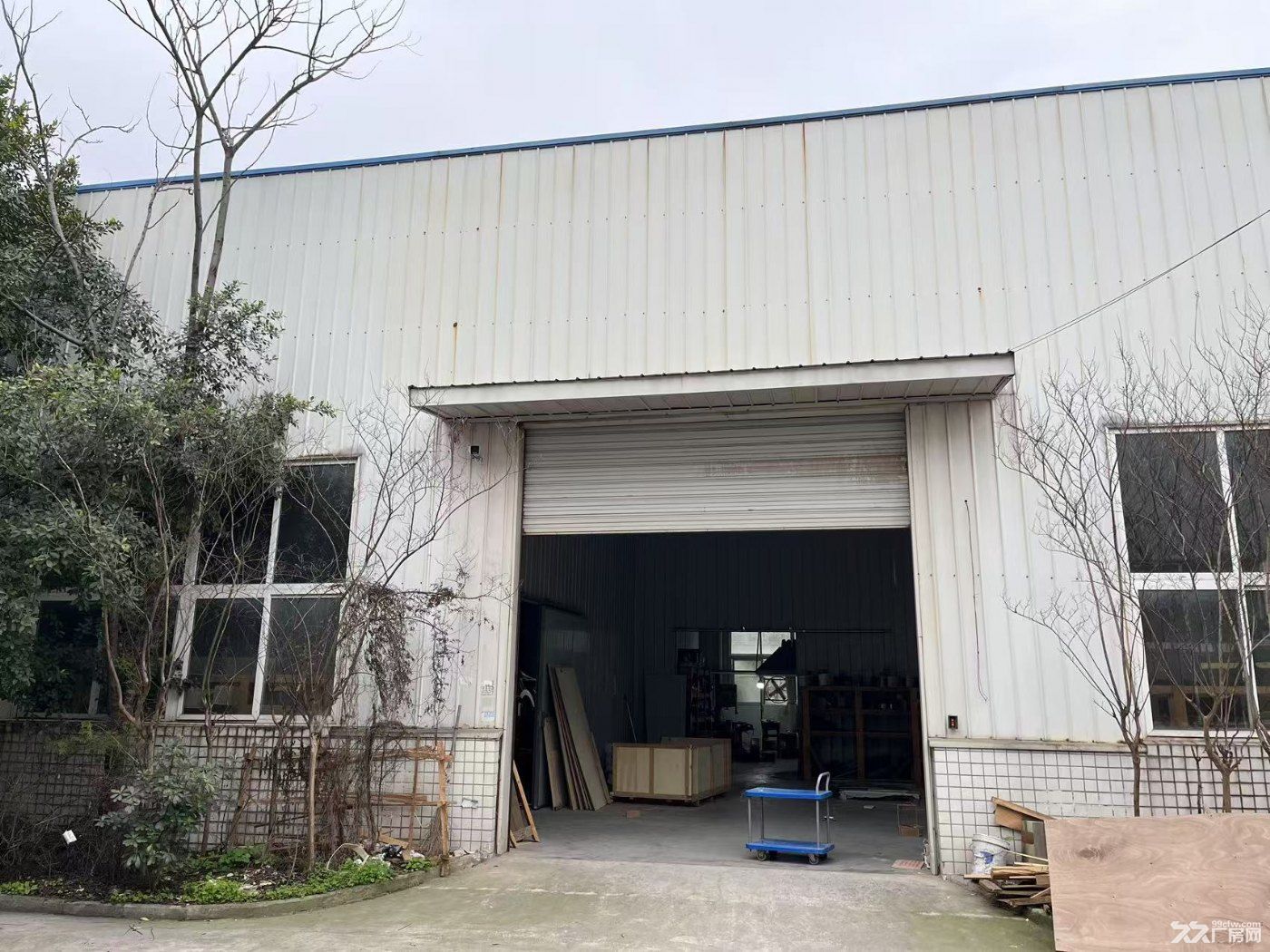 鱼洞附近江津区珞璜工业园B区独门独院标准厂房仓库出租 - 2