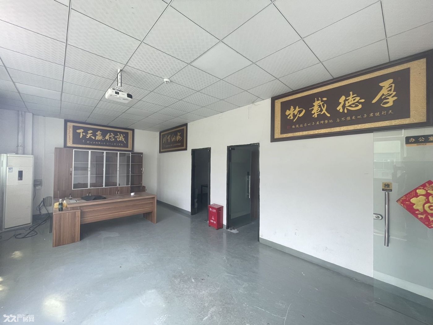 石岩精装修650平方米工业园区厂房出租 - 2