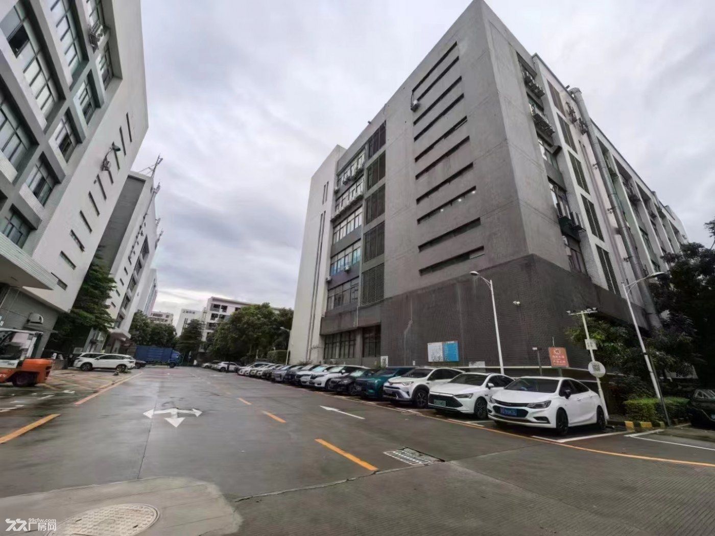 光明南光高速出口,原房东一二楼厂房,实际面积出租 - 3