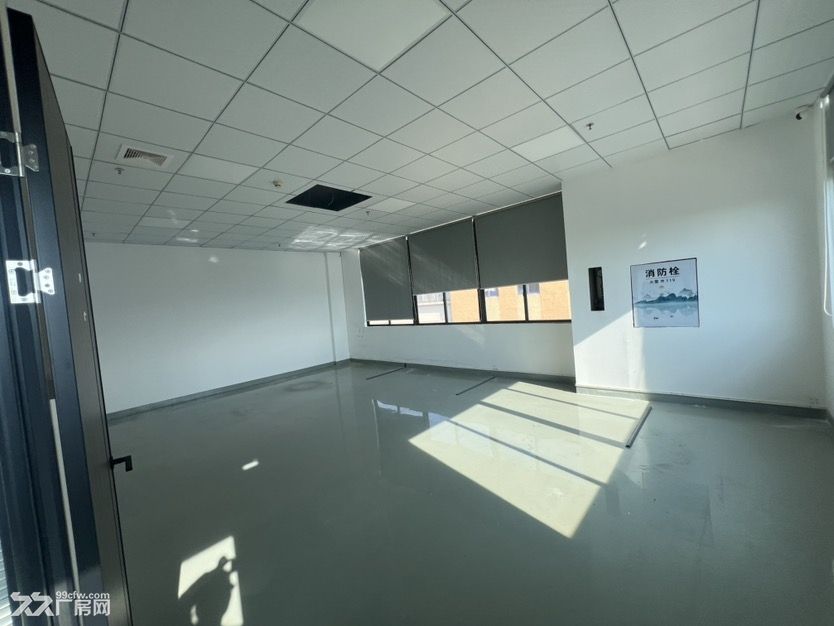 光明光桥路边上930平,电子加工行业等,优惠价11000 - 2