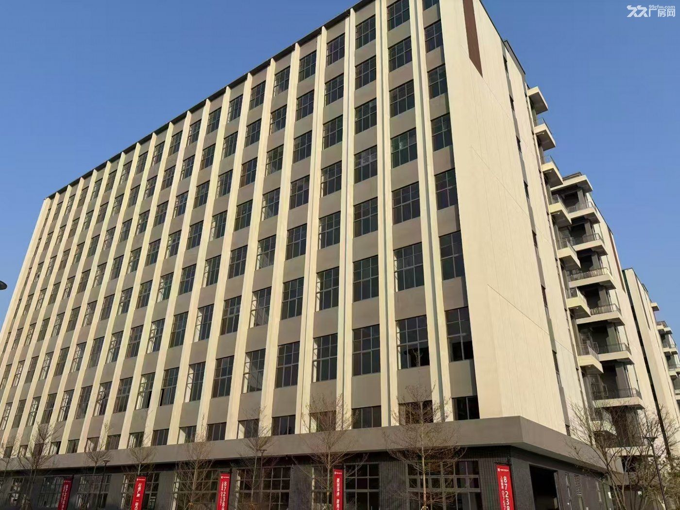 M2产业园1155㎡起租，无行业限制，配备10吨货梯