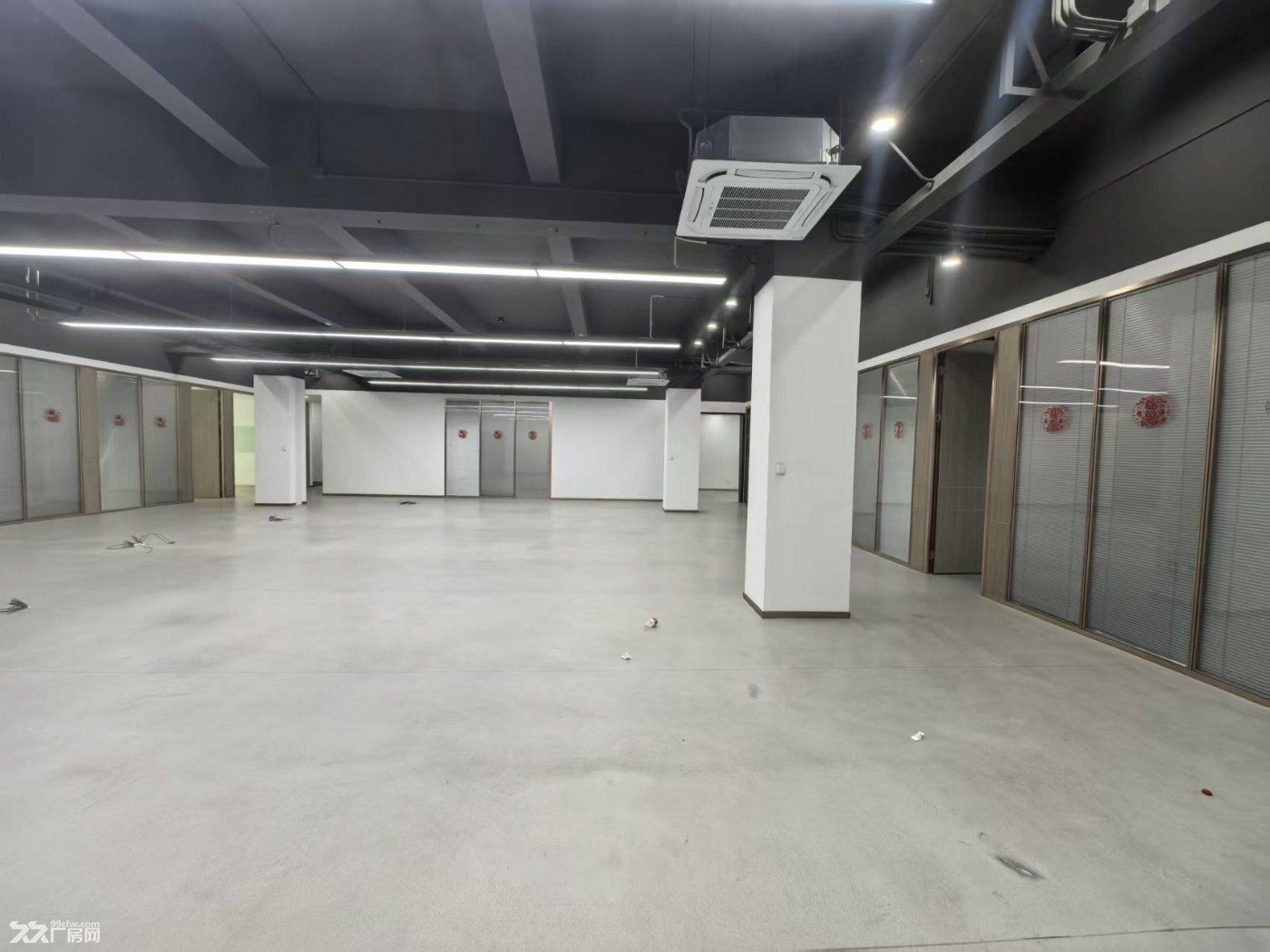 龙华大型工业区一二楼5200平厂房出租 - 6