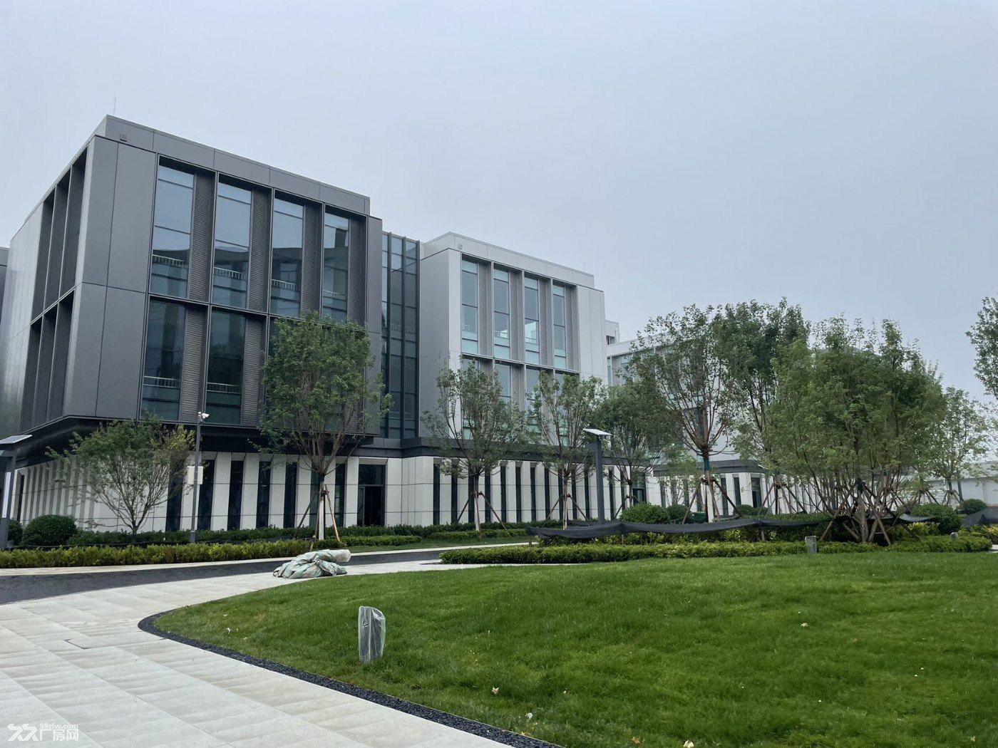 亦庄地铁旁 高端园区 精装办公生产研发 - 2