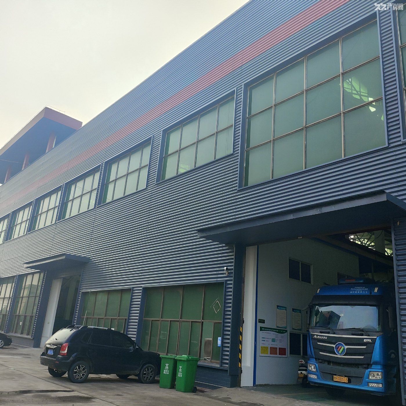 （旭龙产业）可分租 岳塘区500平起厂房层高15米有航车 - 2
