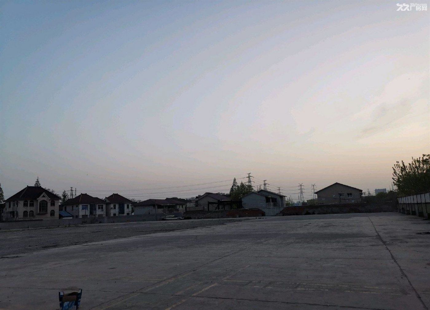 招商：安亭35亩水泥场地出租，可分租曹安公路边。 - 2