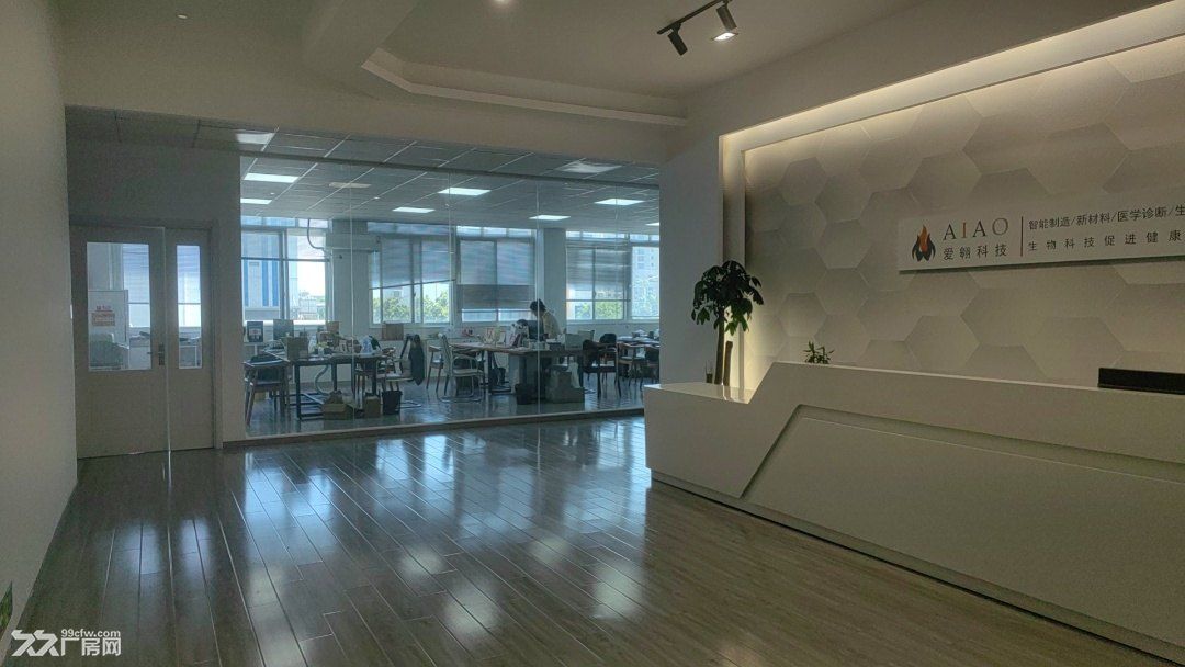 张江科学城旁,航头5百平至1千平带装修厂房办公仓库,可分割出租,实拍 - 2
