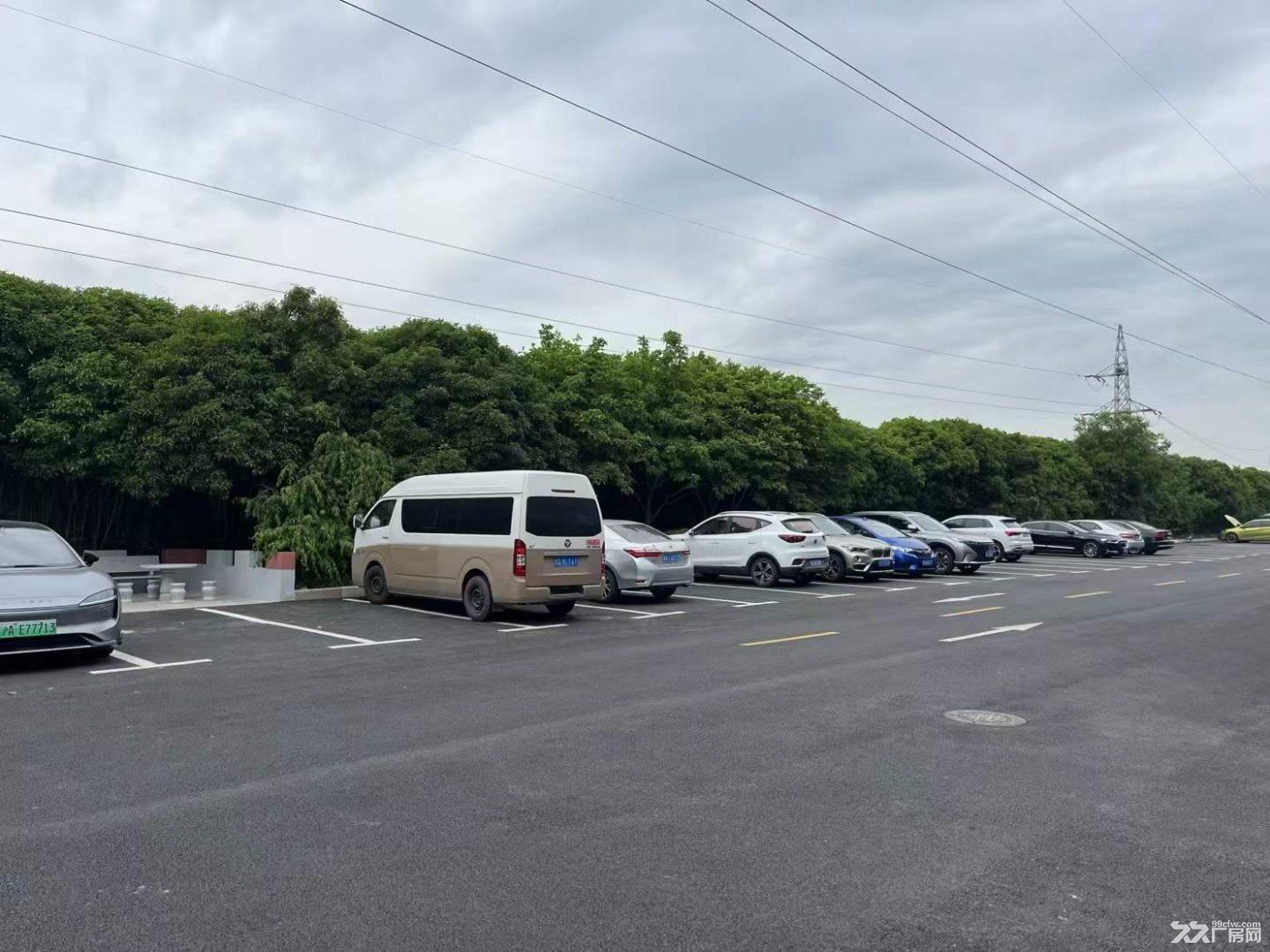 浦东康桥公路地铁站口,孵化器园区,研发办公厂房,104板块可分割 - 3