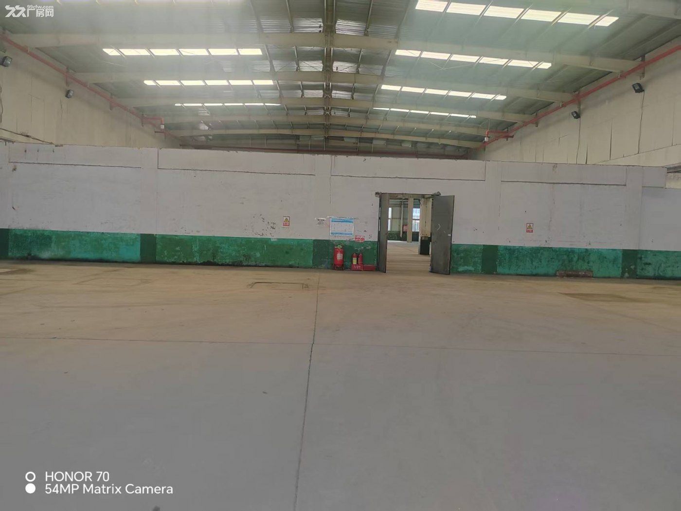 【低价急租】大兴区青云店 1900㎡库房 | 10m高 | 工业电360kVA - 2