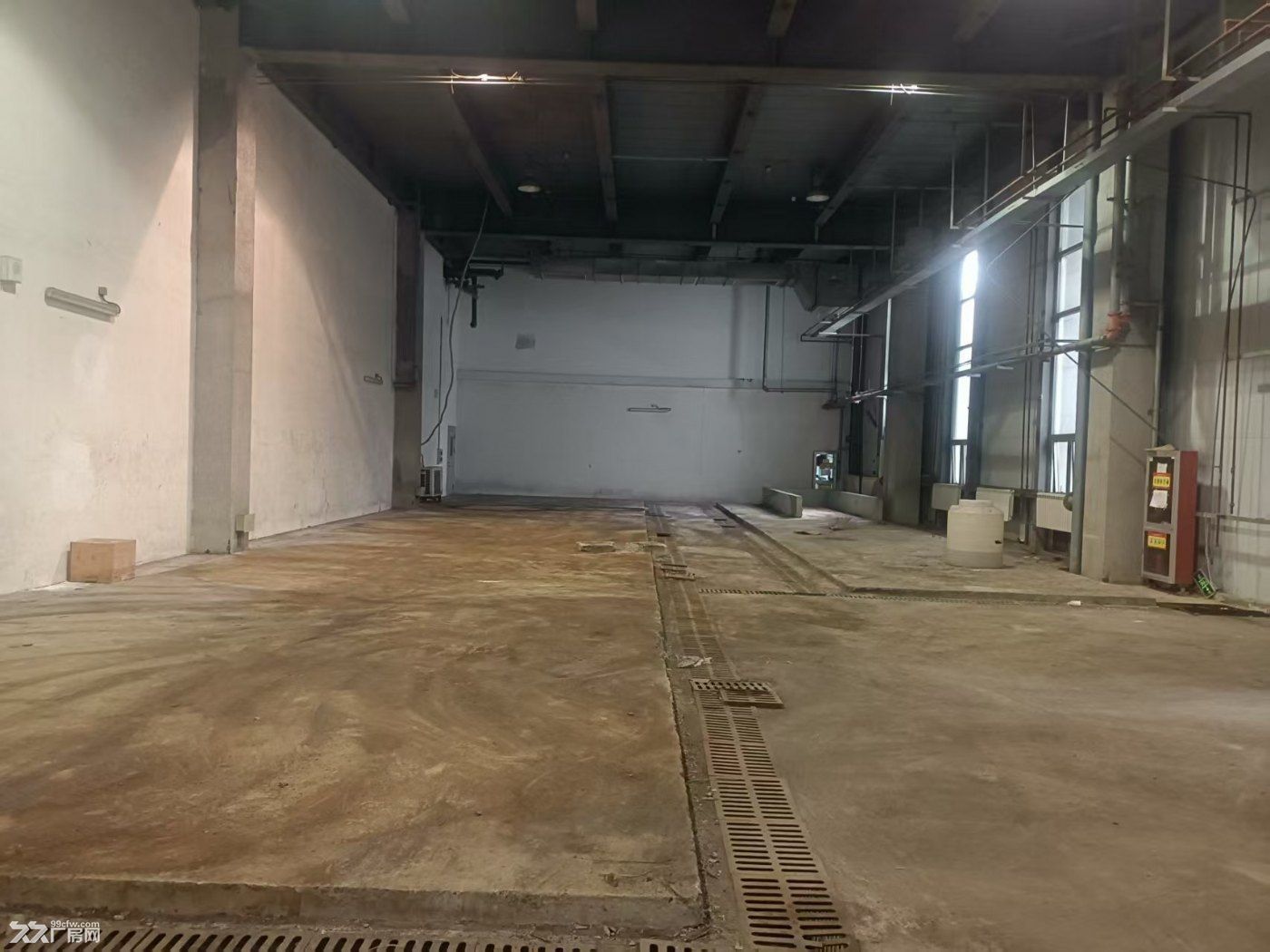 合肥彩虹蓝光园区.101厂房一楼南纯水站出租 - 4
