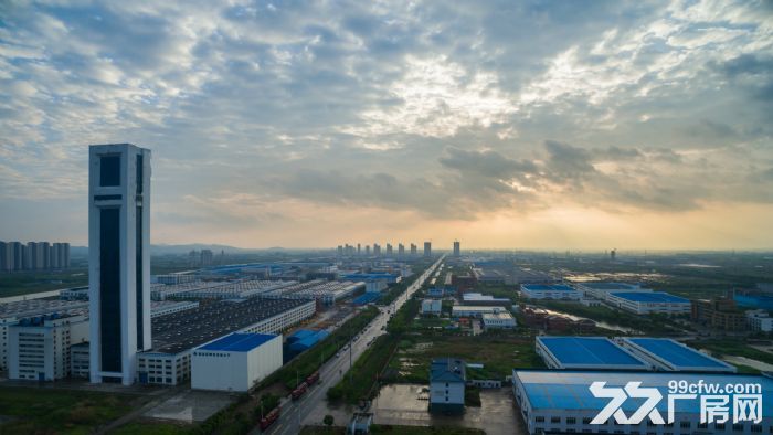 东莞市凤岗镇５６００平米电镀厂房出租 (正规电镀牌照) - 2